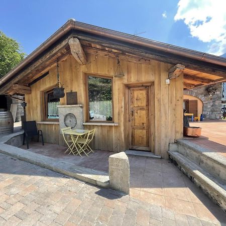 Profumo Di Legno Lägenhet Aosta Exteriör bild